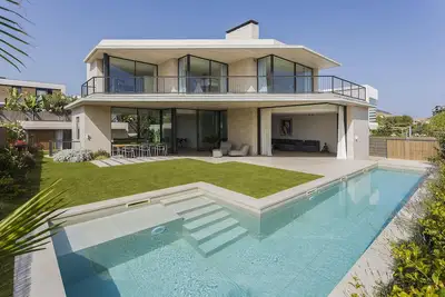 Image de Villa Sitges Al Fresco Design à 10 minutes à pied de la plage \/ 5 du Centre