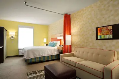 Image de Family-friendly Oasis Near Piedmont Triad Airport. Pets Allowed, Indoor Pool!