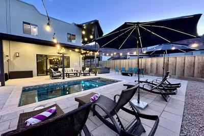 Image de Desert Hideaway: 3-Bedroom Home with Year-Round Private Pool & Hot Tub