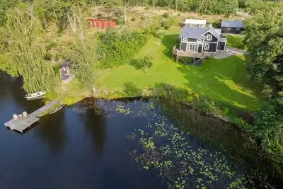 Image de Maison de vacances Hjorted pour 1 - 8 personnes avec 4 chambres à coucher - Maison de vacances
