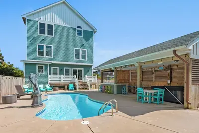 Image de Happy Hour: Private Pool | Hot Tub | Tiki Bar
