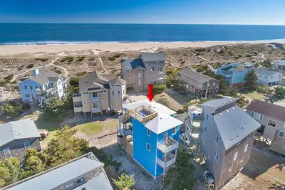 Image de Summer Savings - Semi-Oceanfront Home w/ Hot Tub, Grill, Nearby Beach Access