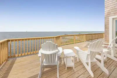Image de Summer Savings - Soundfront Dog & Handicap Friendly w/ Pool, Hot Tub, Elevator