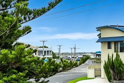 Image de Tee & Tide Retreat – Your Ultimate Goolwa Getaway