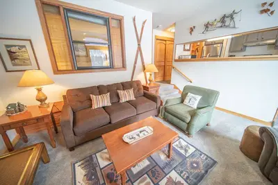 Image de Large Studio with Updated Kitchen and free shuttle