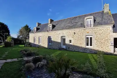 Image de Entre Mer et campagne - Maison en pierre 4/6 personnes
