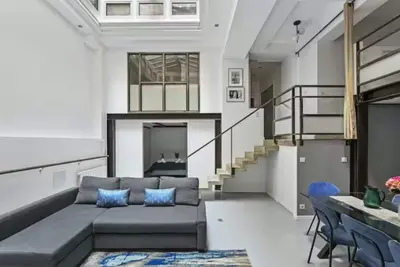 Image de Paris' Hidden Gem: An Exquisite Theatre Loft in the heart of Montmartre