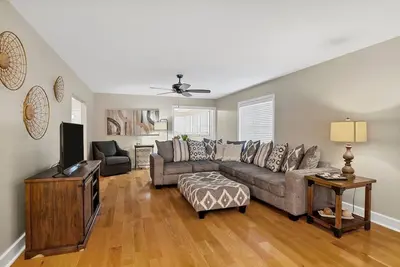 Image de First Class Comfort | 3bd & 2ba