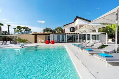 Image de Maison de vacances privée avec Wifi, piscine privée, climatisation, Tv, patio, vue panoramique