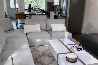 Image de Modern Cousy and green home