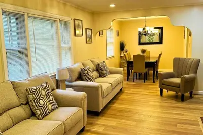Image de Cozy Riverside View House