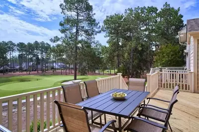 Image de 3br, 3. 5ba Cottage in Pinehurst, Nc