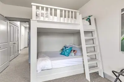 Image de Big Family Friendly Lake House