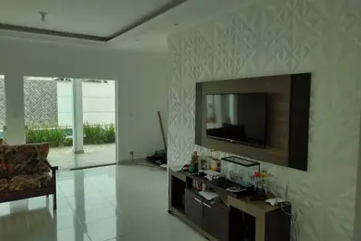 Image de Casa pé na Praia Casa Para Locação em Itanhaém 🏡 Litoral