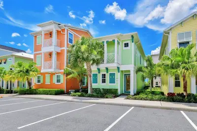 Image de Pina Cabana Cottage near Disney with Margaritaville Resort & Island H2o Access.