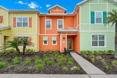 Image de Sunny Paradise Villa near Disney with Margaritaville Resort Access - 2926cl