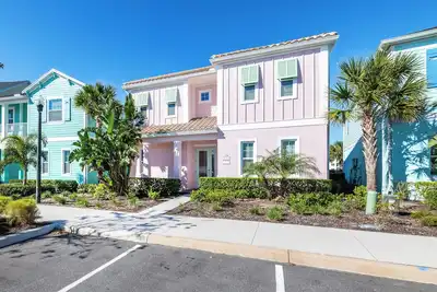 Image de This Pink Cottage near Disney with Margaritaville Resort & Island H20 Access -.