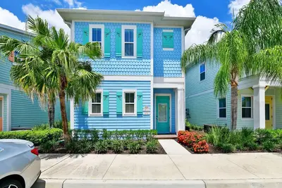 Image de Ocean Blue Cottage near Disney with Private Hot Tub & Margaritaville Resort &.