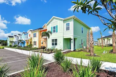 Image de Lime Green Villa near Disney with Margaritaville Resort & Island H20 Waterpark.