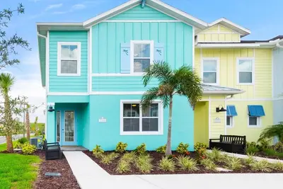 Image de Breezy Blue Villa near Disney with Margaritaville Resort and Island H20.