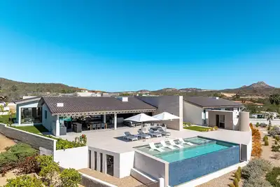 Image de Casa Paz ~ Upscale Designer Retreat ~ Pool ~ Hot Tub ~ Ocean Views