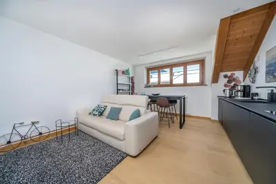 Image de Julian's house x5!