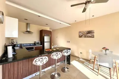 Image de Mayasol con Roof Top e Piscina Privati, Vicino la 5ta e il Mare. sorveglianza h24