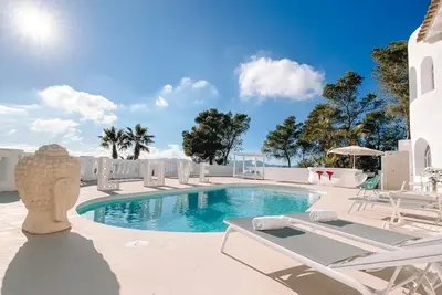 Image de 5 Star Private Villa with Private Pool, Ibiza Villa 1261