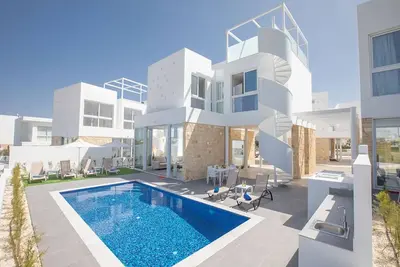 Image de 5 Star Private Villa at Best Rate, Protaras Villa 1715