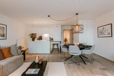 Image de Huswell - Beautiful apartment overlooking the marina with parking