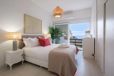 Image de Seascape Apartment Unit 1 by Portugal Portfolio