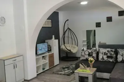 Center City Apartments-fully equipped with a terrace. 50m from the main street!