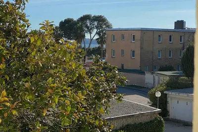 Image de Appartement Cosy à 10m de la Plage - Tout Équipé, Parking Gratuit, 4 Pers.
