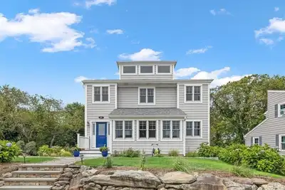 Image de Vacation in this stunning home with gorgeous ocean views!