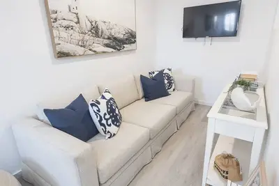 Image de Hampton Style Coastal Apartment
