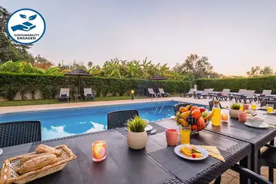 Image de Fun & Comfort with Heatable Pool and Bbq