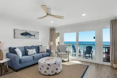 Image de Gulf-Front in Destin! Pool & Mins to Beach + Free Attraction Tickets!