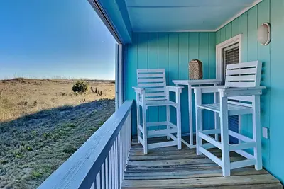 Image de A Place at the Beach | Easy Walk to the Sand + Community Pool!