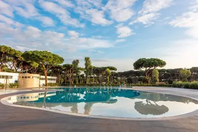 Image de Ferienanlage Capitol Blu Resort 3pax für 3 Personen