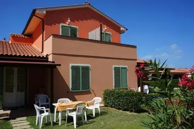 Image de Residence Rosa dei Venti Bungalow Levante for 6 persons