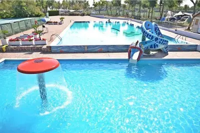 Image de Vacation village Oasi Mobilehome Honolulu for 6 persons