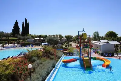 Image de Serenella vacation complex Two-room apartment Cigno for 6 people