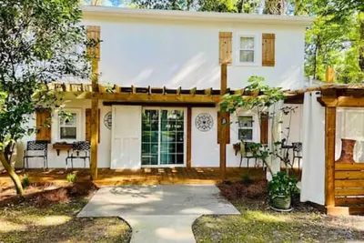 Image de Beautiful farmhouse in Fernandina Beach