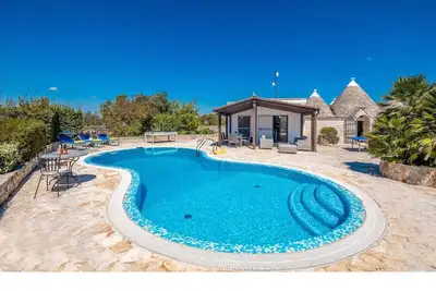 Image de Amazing Trullo with heated pool, nestled in nature, just steps from Alberobello