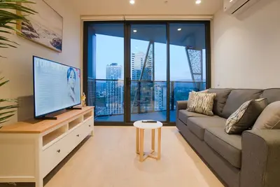 Image de Coastal Retreat in Realm - Luxe 1br Oasis