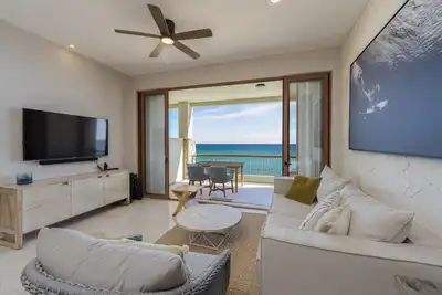 Image de 3 Br Beachfront Oasis