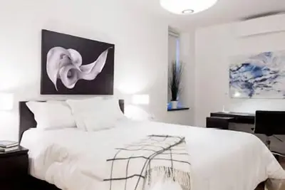 Image de High-end loft in the heart of the Oldest City in North America\n