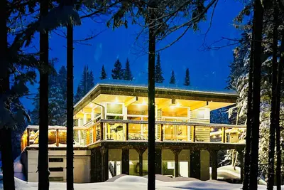 Chalet Le Bouleau de CharlevoixPrestigieux chalet nature à 5 min du massif