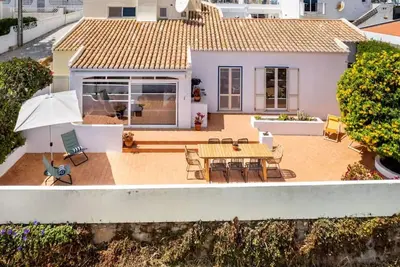 Image de Majestic Oceanfront Retreat | 4 Bedrooms | Fantastic Frontline Location | Direct Access To The Sea And Beach | Praia da Luz