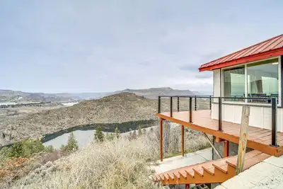 Image de Cozy Grand Coulee Home w/ Deck & Views!